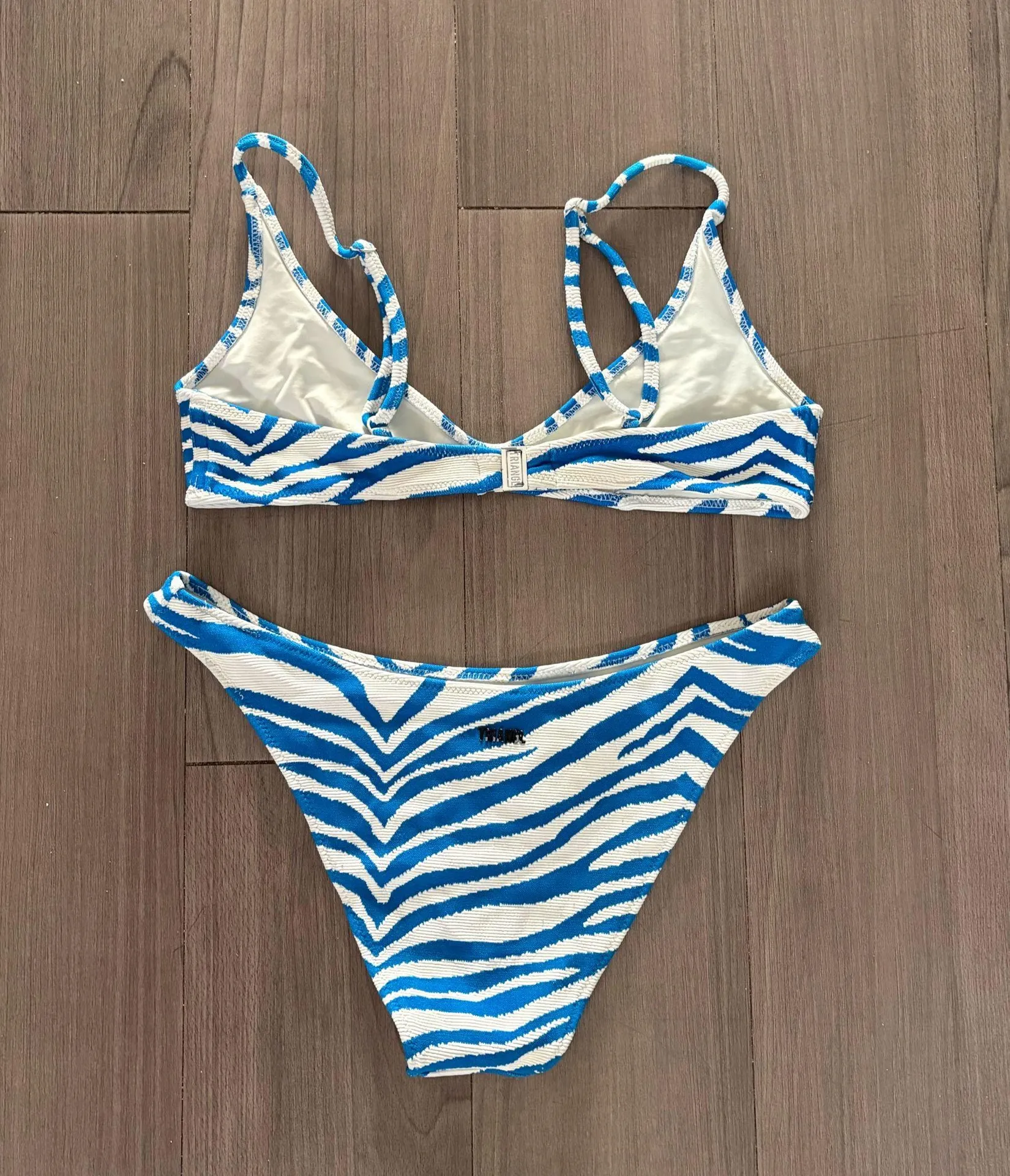 Triangl Bikini - Image 2