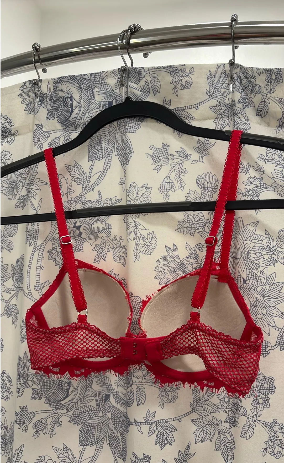Victoria's Secret Red Lace Bra Dream Angels 32C - Image 4