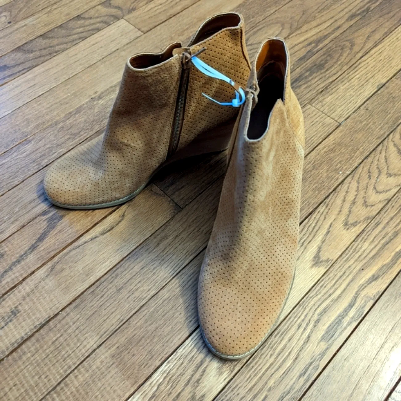 🆕 Susina NEW Womens 11 Tan Brown Wedge Booties Boots Leather Suede - Image 2