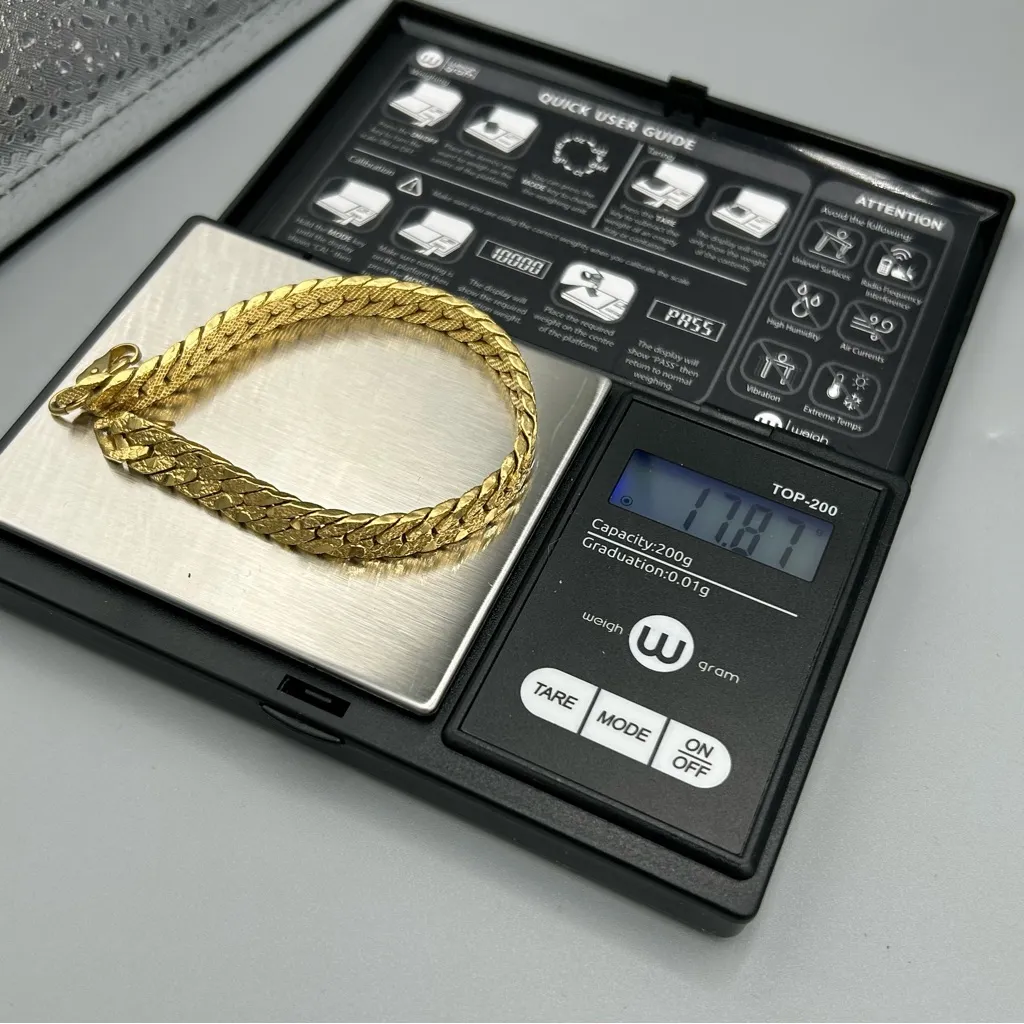 Vintage Gold Tone Herringbone Chain Bracelet | Chunky Retro Statement - Image 6