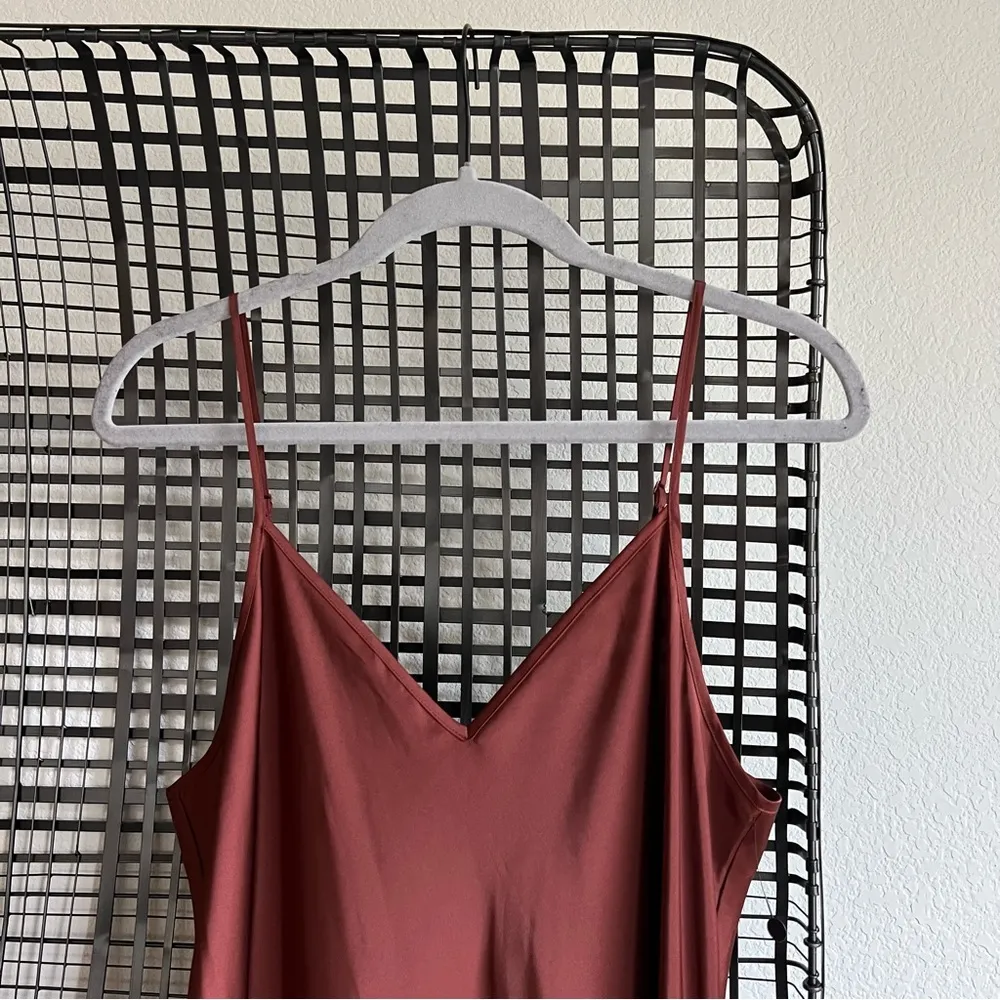 Hera satin slip dress - Image 2