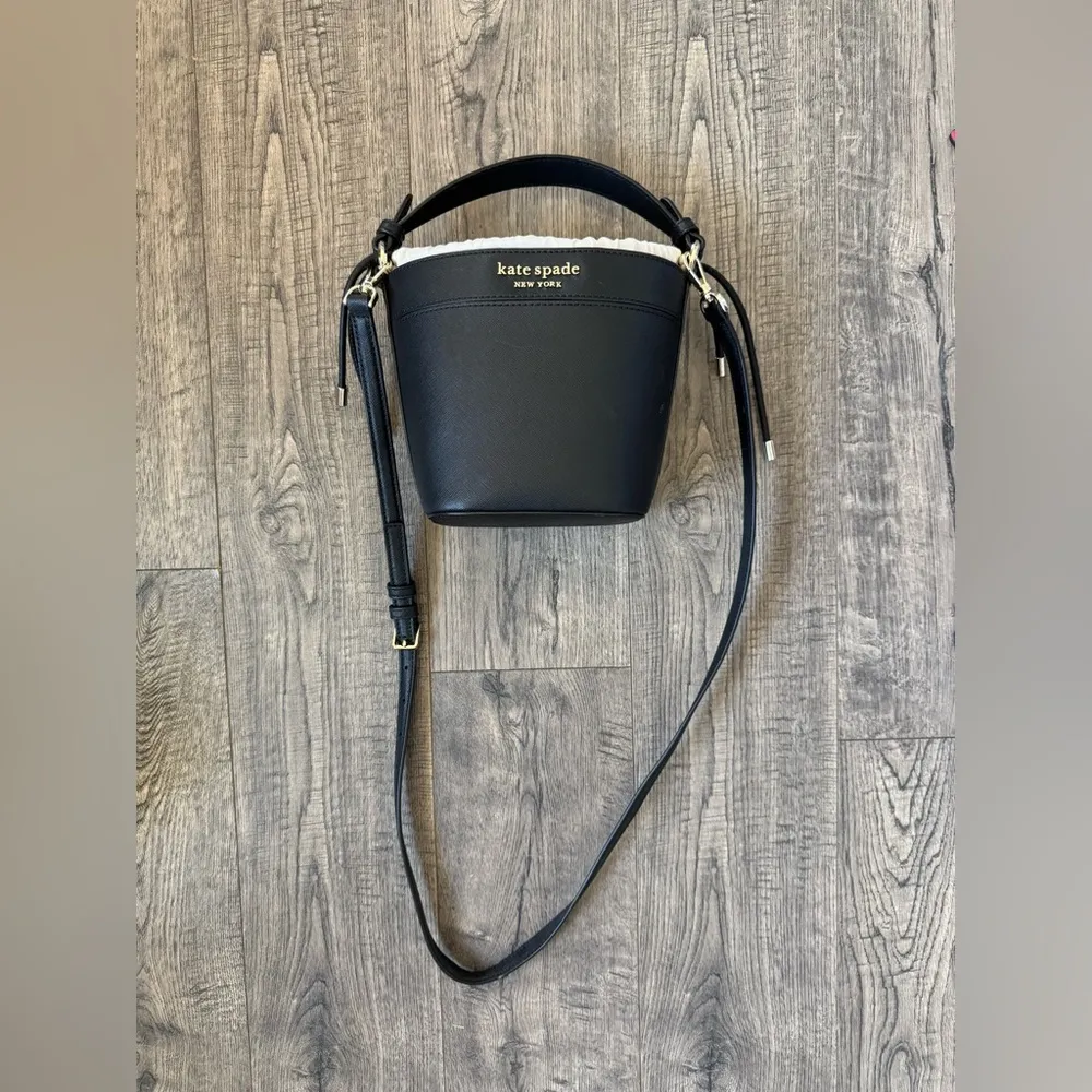 Kate Spade Cameron Small Bucket Bag Black Leather - Image 5