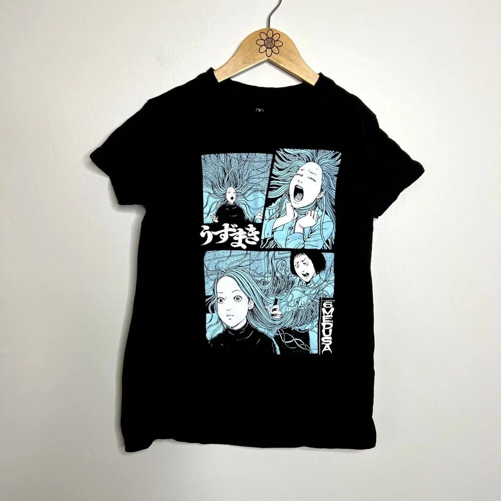 Junji Ito Uzumaki Spiral Hair Graphic Short Sleeve Tee - Image 4