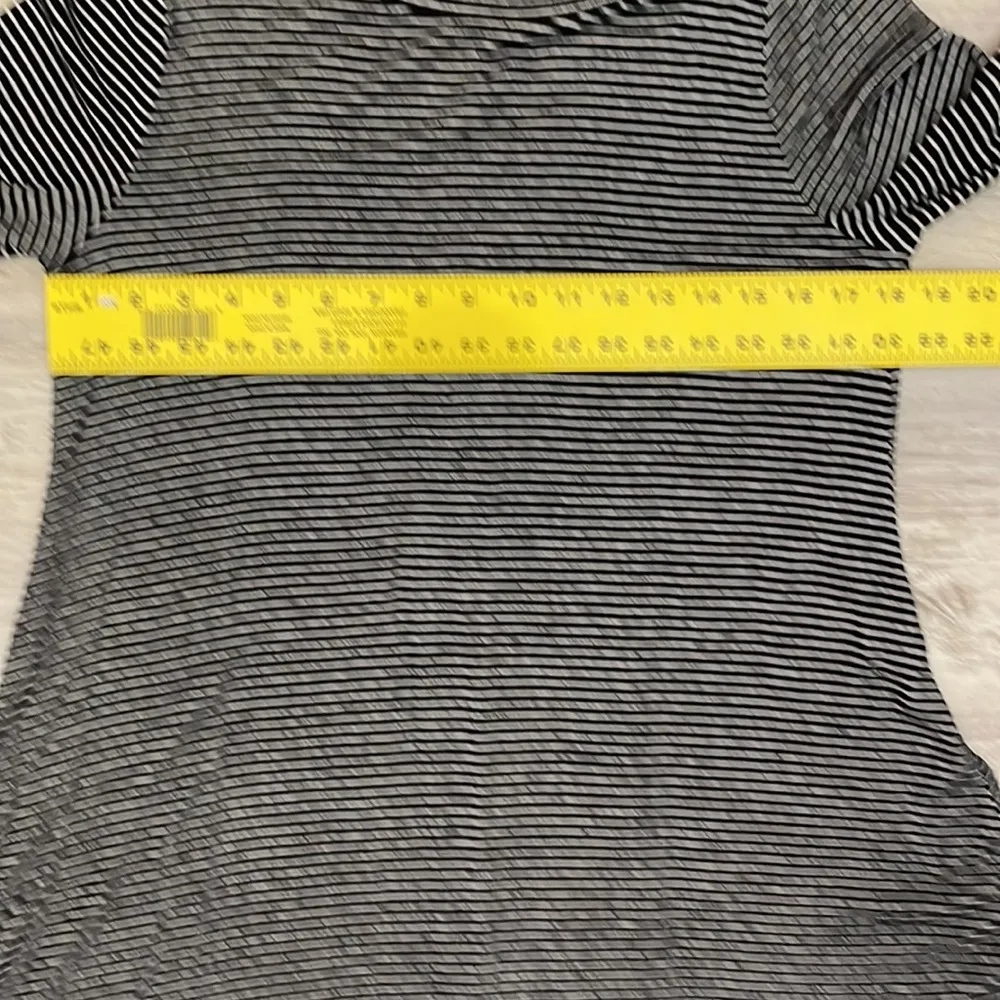 Black & White Striped Long Sleeve Above the Knee Sweater Dress Large - Image 8