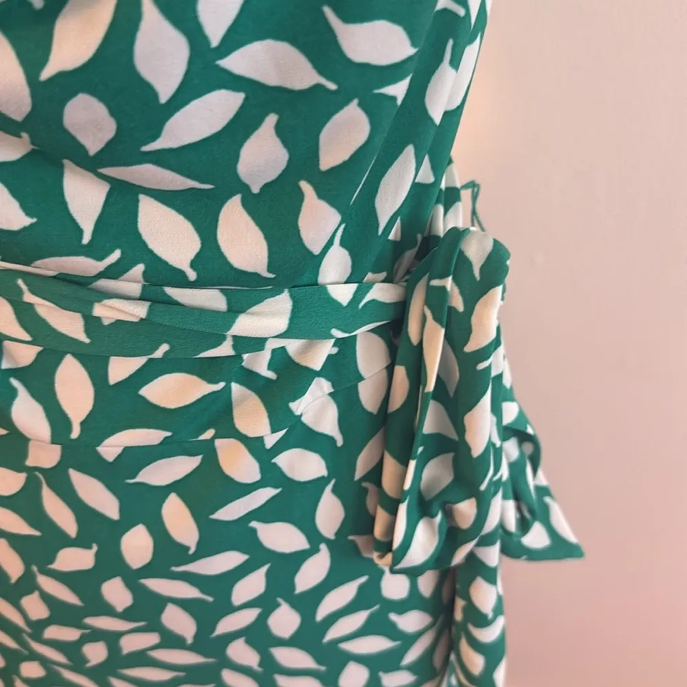 Ann Taylor LOFT dress jersey green leaves white Small - Image 3
