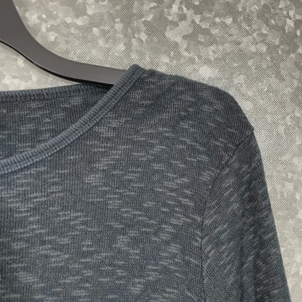 Max Jeans Women's Gray Sweater with Contrast Back - Size Medium - Boho Chic - Image 2