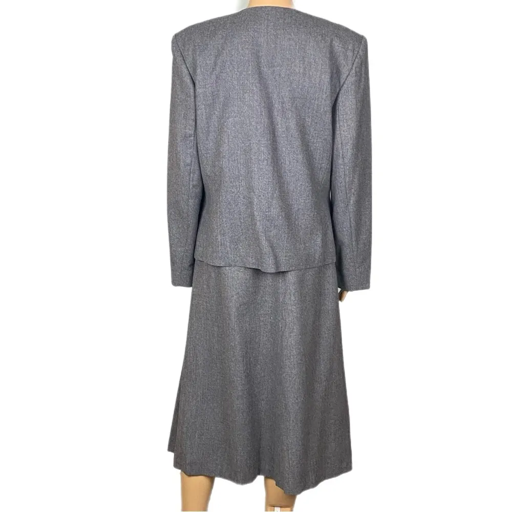 TALBOTS Gray 100% Wool Vintage skirt & blazer Suit Set circa 1990’s Size 12 EUC - Image 11