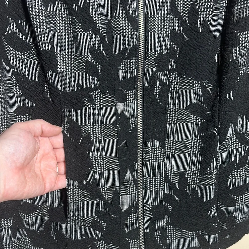 Chico's Black Floral Zip Up‎ Jacket Sweater | 1 - Image 3