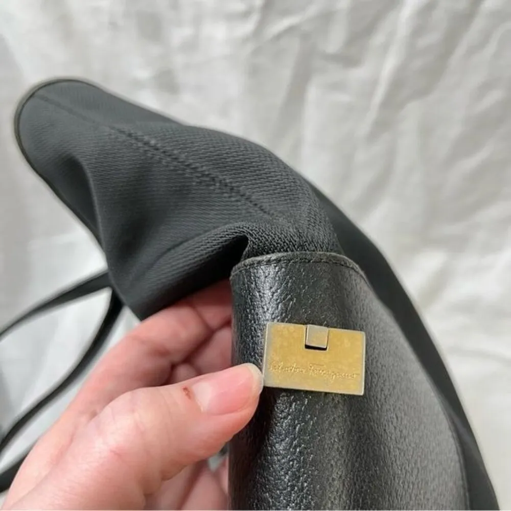 Salvatore Ferragamo BK-21 1986 gold hardware black leather & nylon bag - Image 8