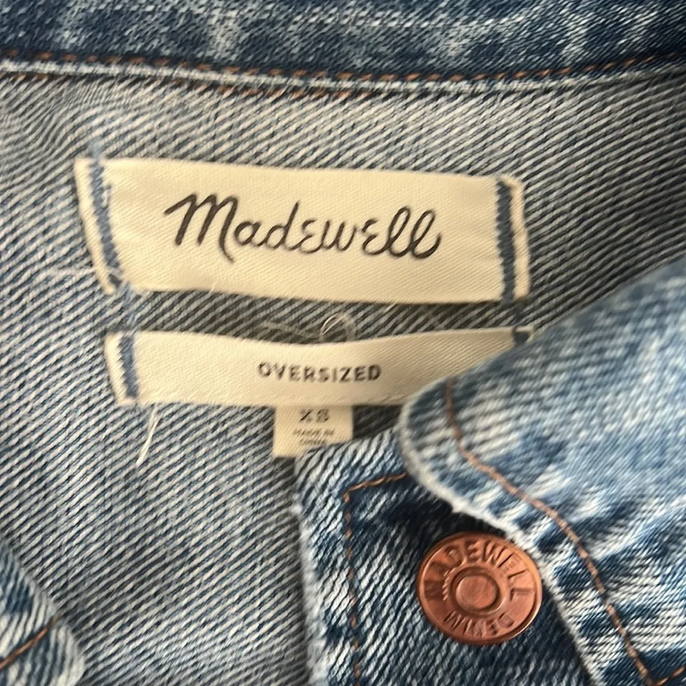 Madewell Oversized Jean Jacket - Image 2