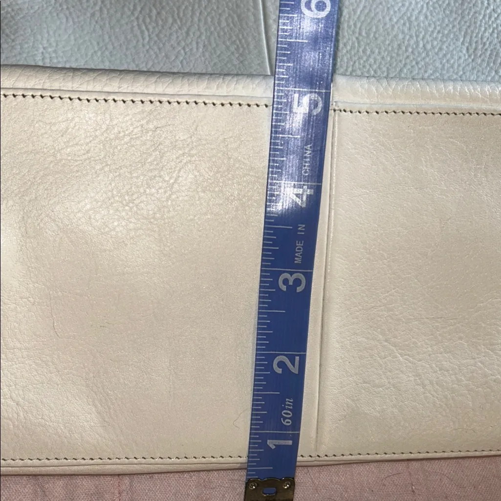 Fossil Cream Handbag with Bamboo Handle & Shoulder Strap - Image 13