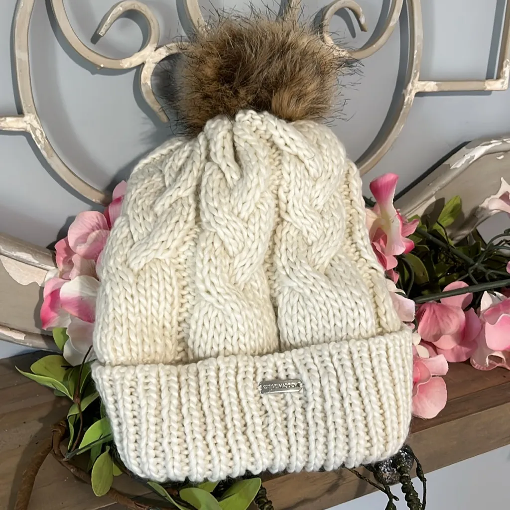 Steve Madden Cap Beige Cable Knit Hat Winter Toboggan Ski Beanie Womens New - Image 8