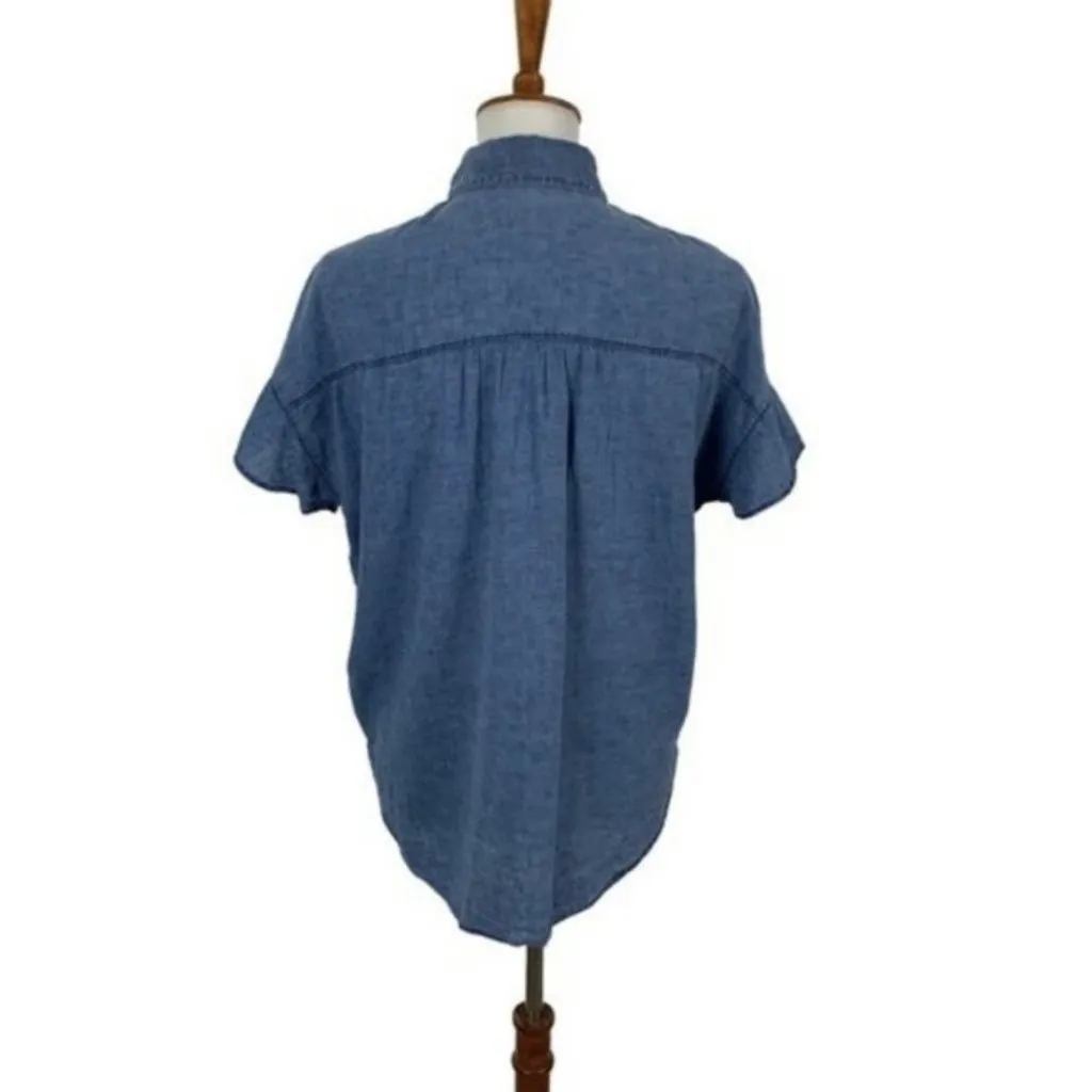 Madewell  Small Linen Blend Short Sleeve Ruffle Chambray Button‎ Down Shirt Blue - Image 4