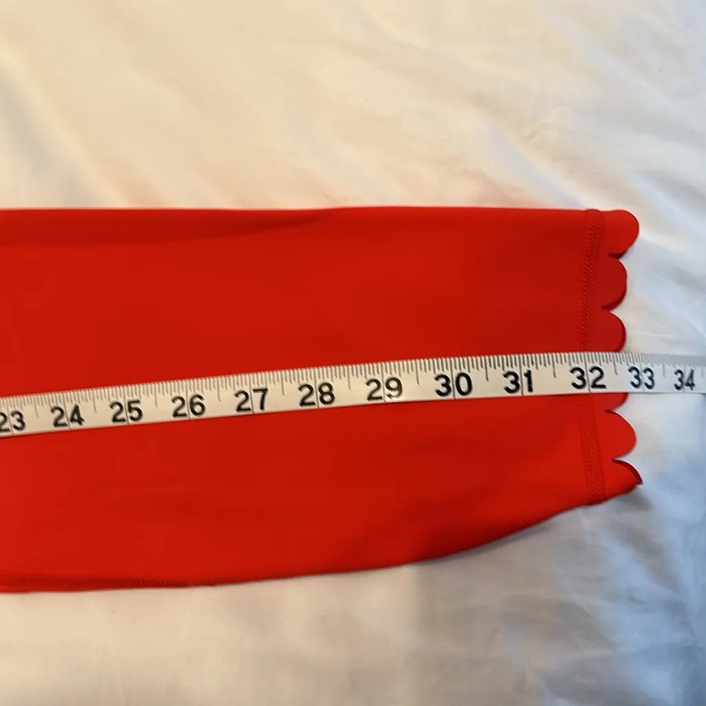 IVL Collective scalloped red leggings (10) and sports bra (8)set. No flaws - Image 12