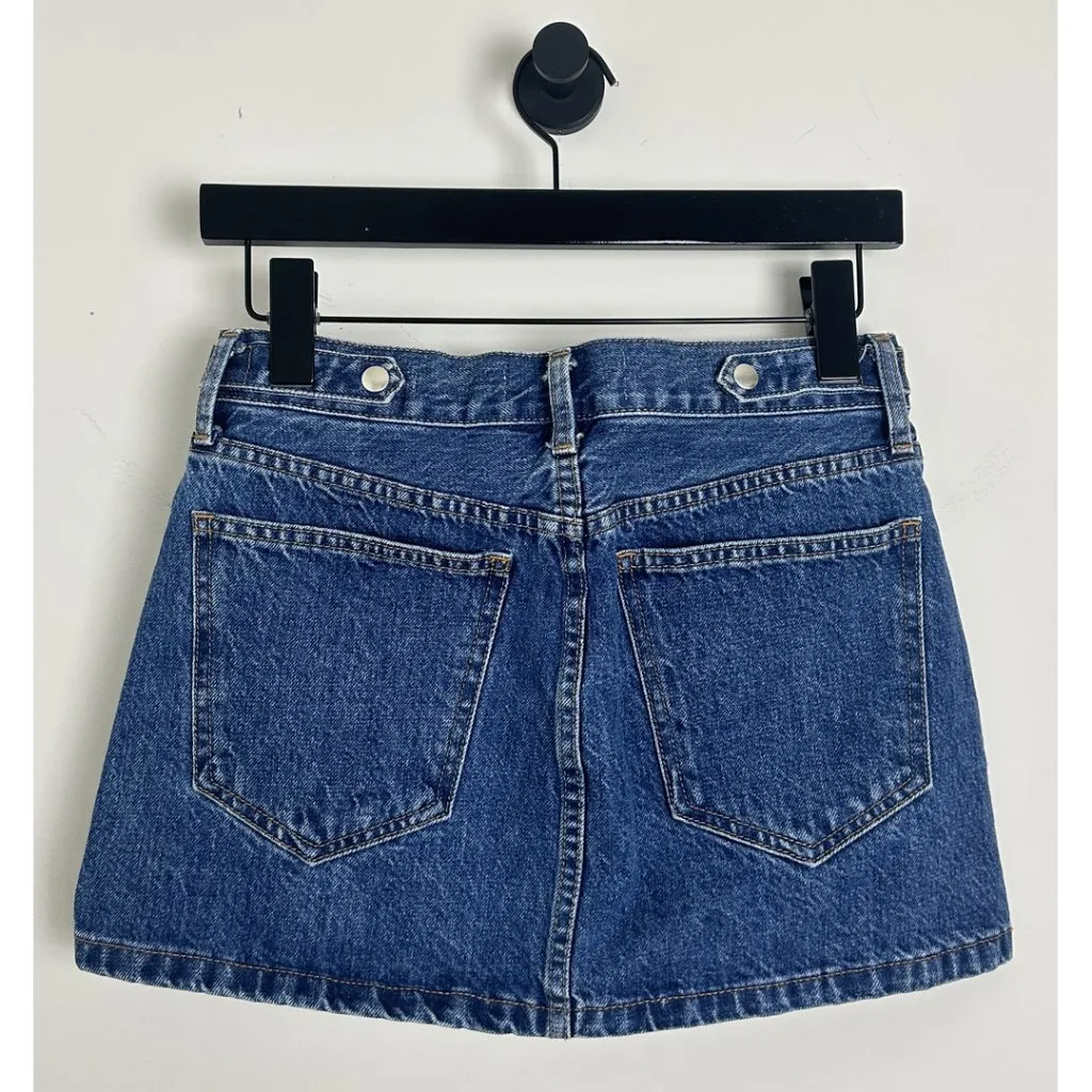 ARITZIA Denim Forum The ‘90s Vintage Micro Denim Skirt in Dark Bleu Eyeshadow - Image 4