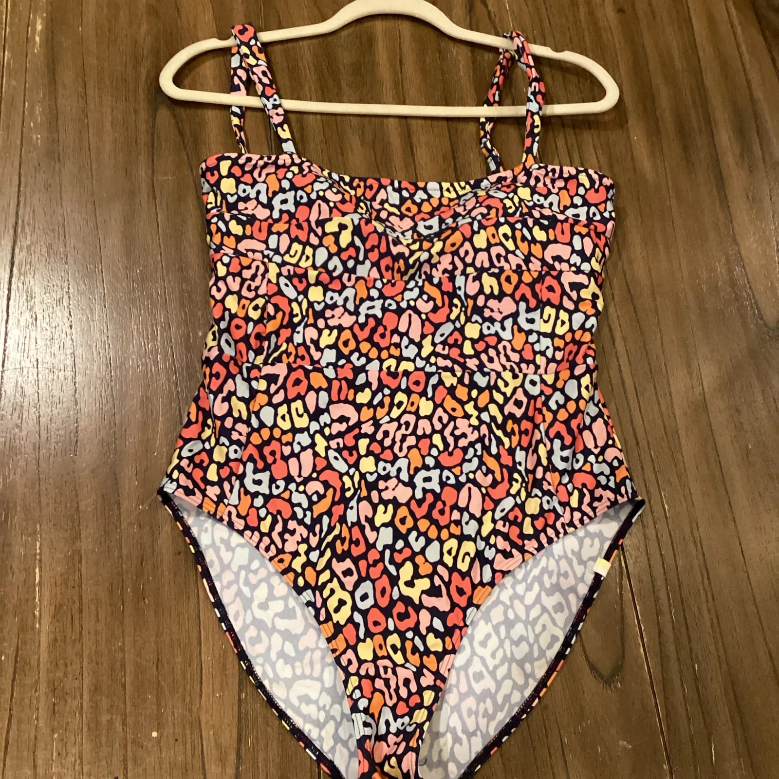 Summersalt Oasis One Piece Swimsuit Leopard Print size 10 - Image 4