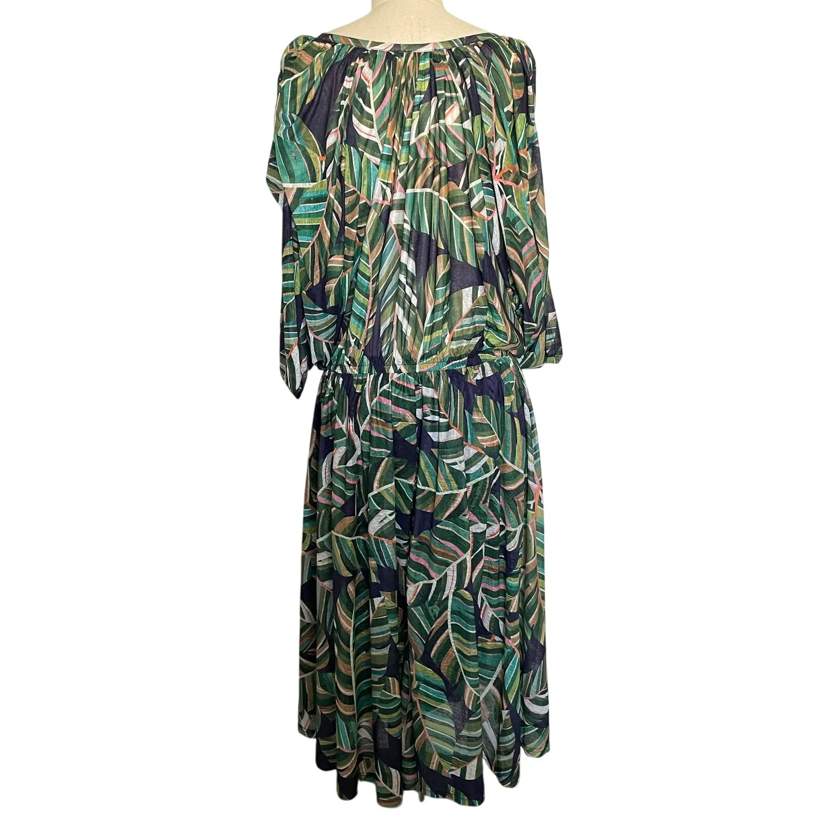Molly Bracken Tropical Print Midi Dress - Image 12