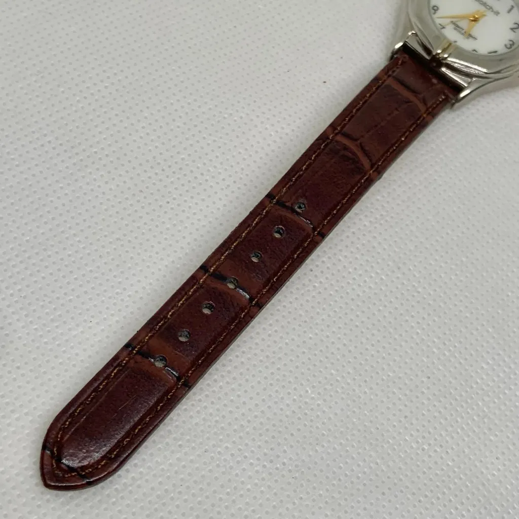 Vtg Advance watch - Image 6
