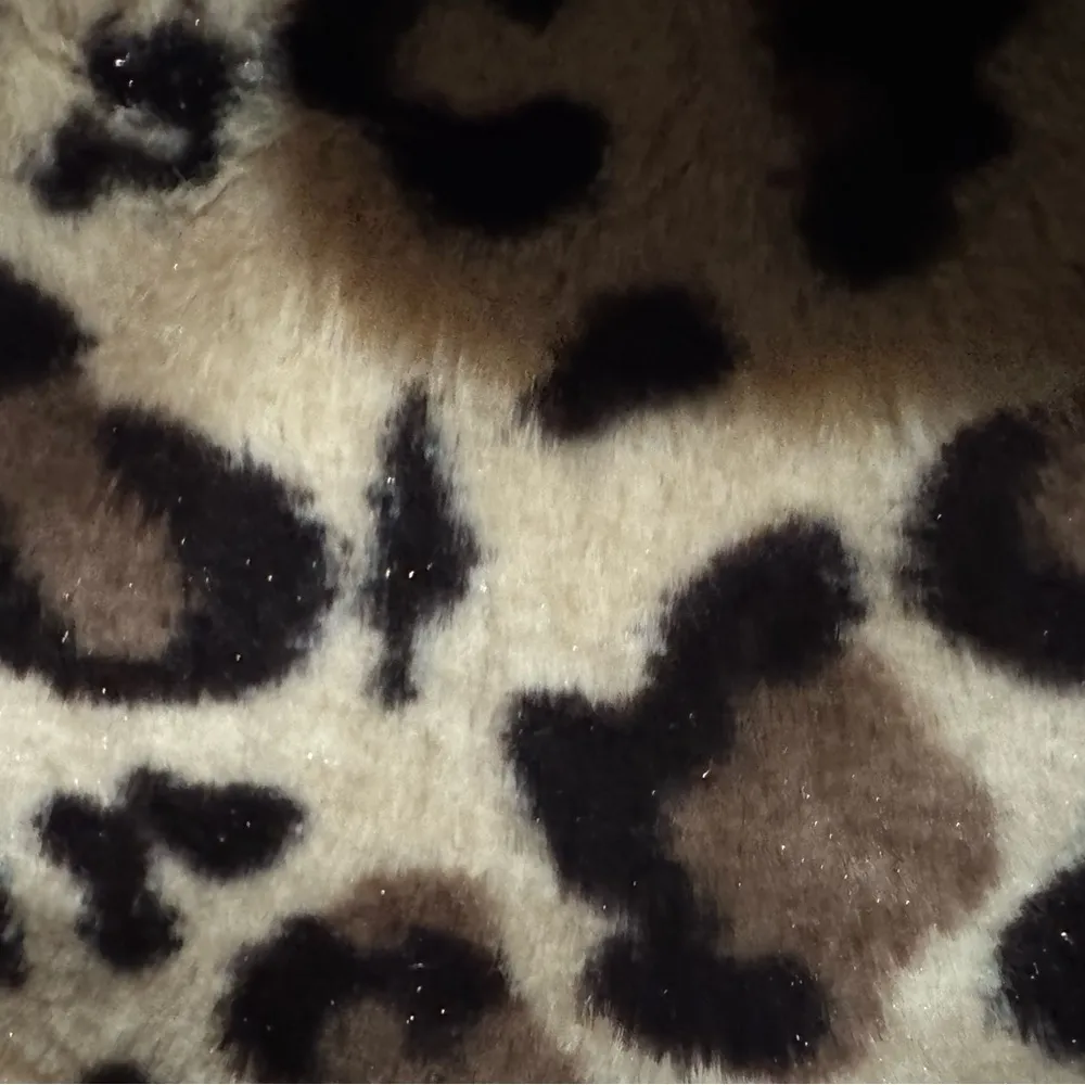 Leopard print Infinity scarf Black - Image 3