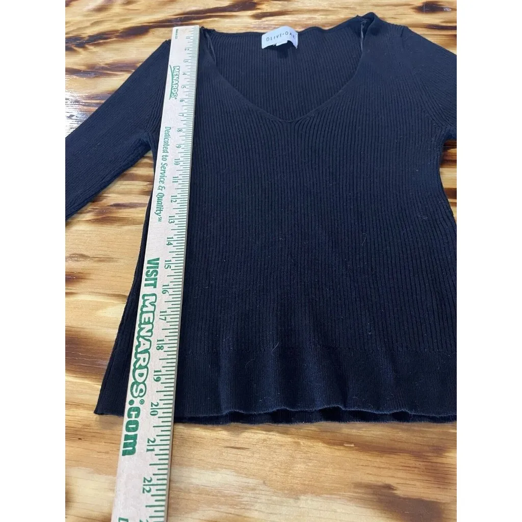Olive + Oak‎ Women's Black Long Sleeve Pullover Knit Sweater Size Medium Classic - Image 3