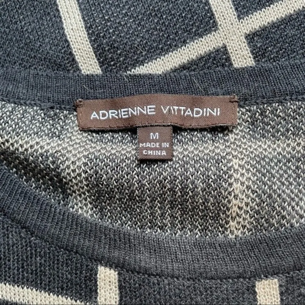 Adrienne Vittadini Sweater Knit Dress Gray Cream Windowpane Plaid Size Medium - Image 6