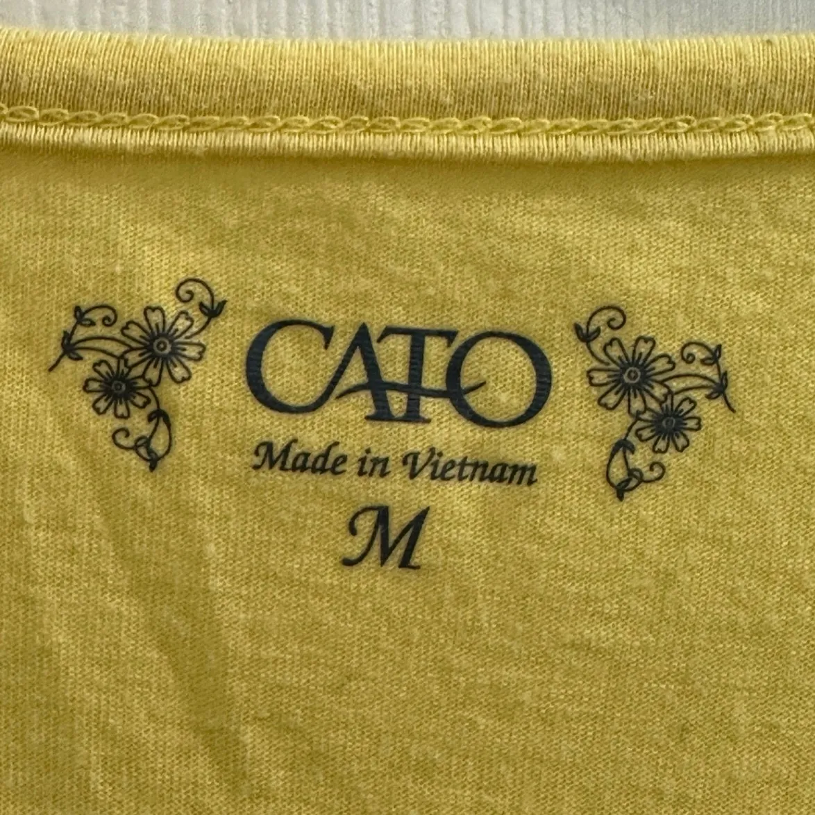 Cato Bright Yellow Floral Crochet Lace Front T-Shirt Medium Hippie - Image 5