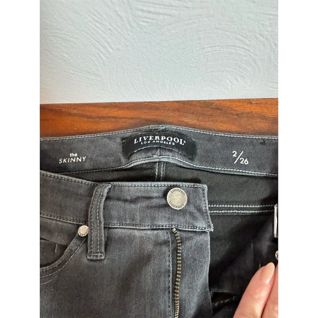Liverpool Women's Skinny Jeans Size 2 Black Denim Stretch 5-Pocket Design - Image 2