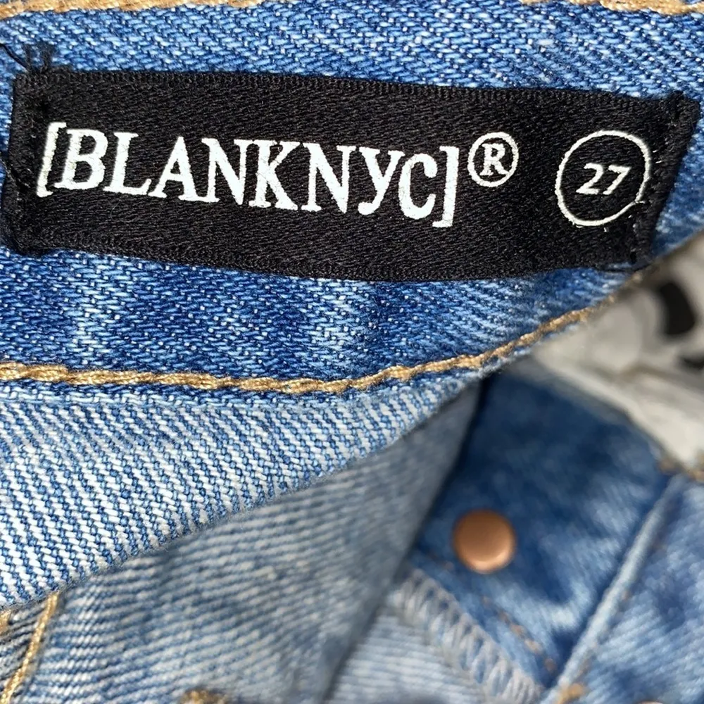 Blank NYC shorts jean shorts‎ distressed gray size 27 button fly - Image 5