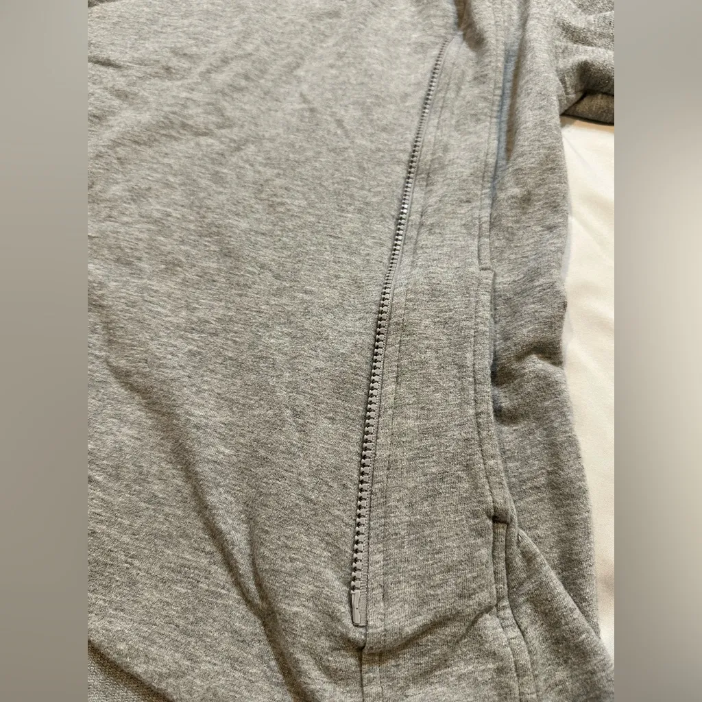 The North Face Gray Women's Zip Up Sweater - Image 14