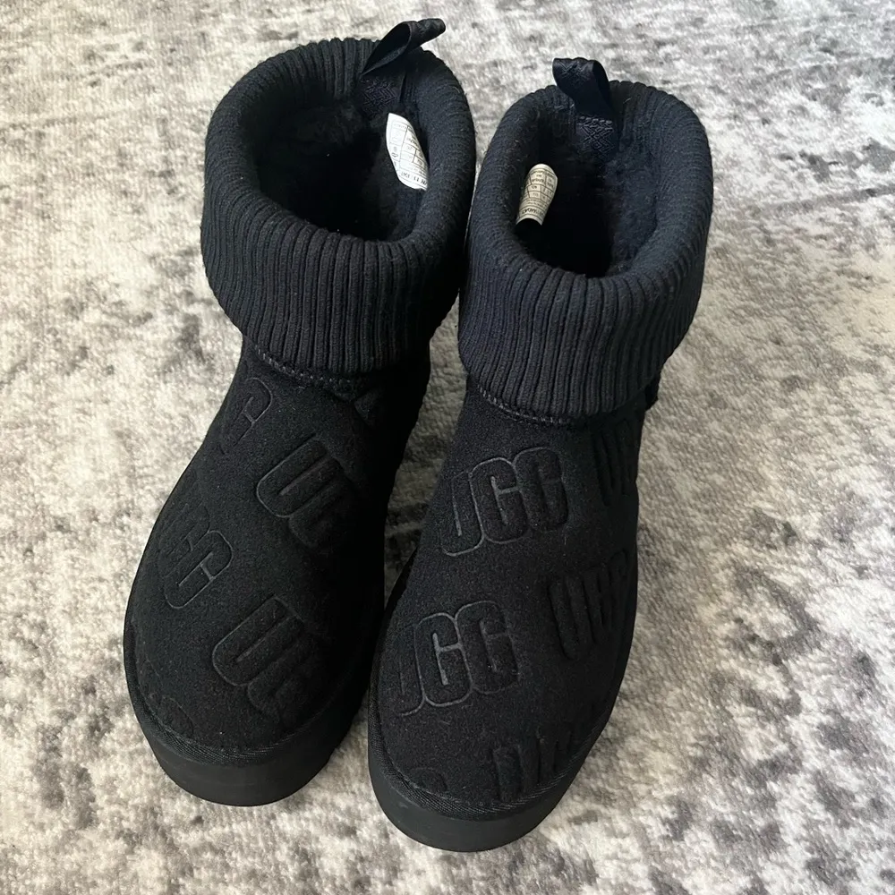 UGG Classic Mini Platform Felted Boot - Image 2