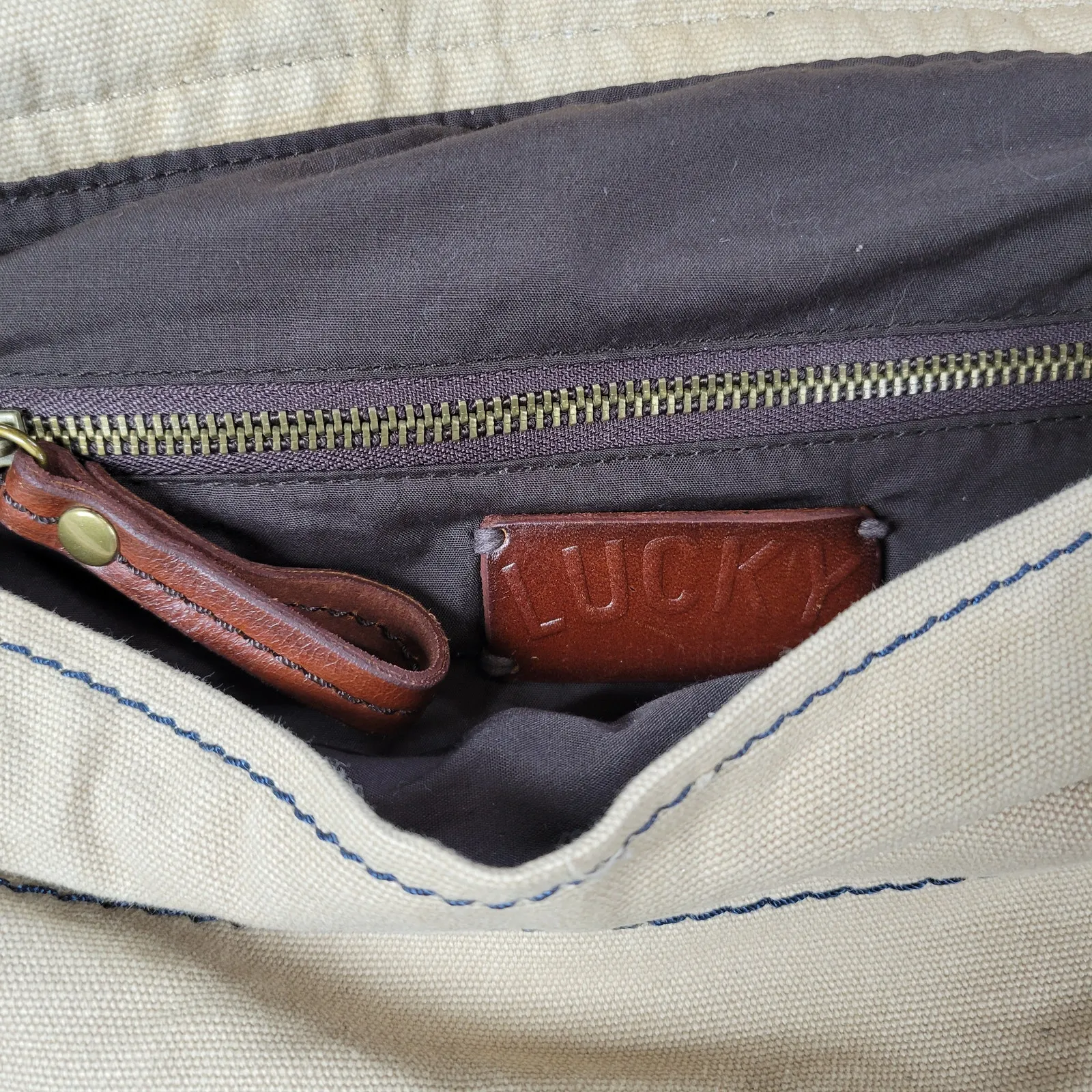 Lucky‎ Brand Messenger Bag 17" Southwestern Aztec Adjustable Strap Crossbody Bag - Image 3