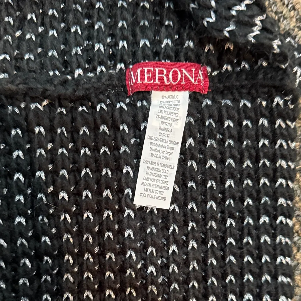 Merona Black and Silver Thread Knit infinity Scarf - Image 2
