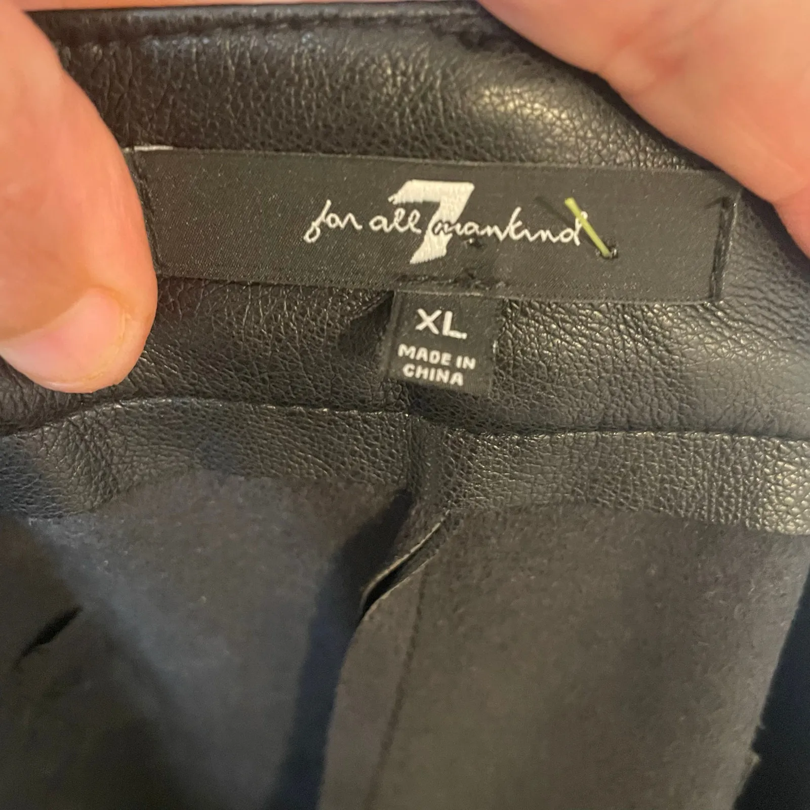 7 For all Mankind Faux Leather Wide Cropped Leg Pants Black- Size XL - Image 3