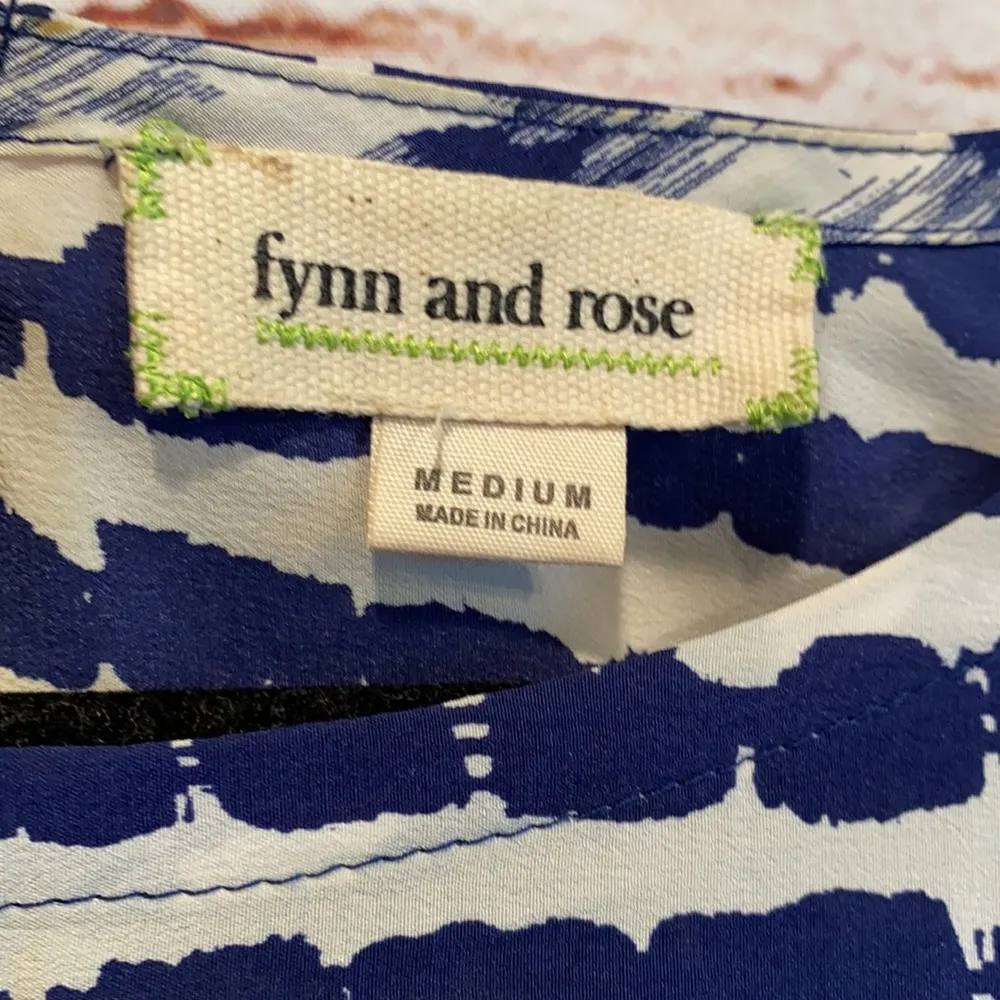 Fynn and Rose silk blouse exposed zipper M blue - Image 5