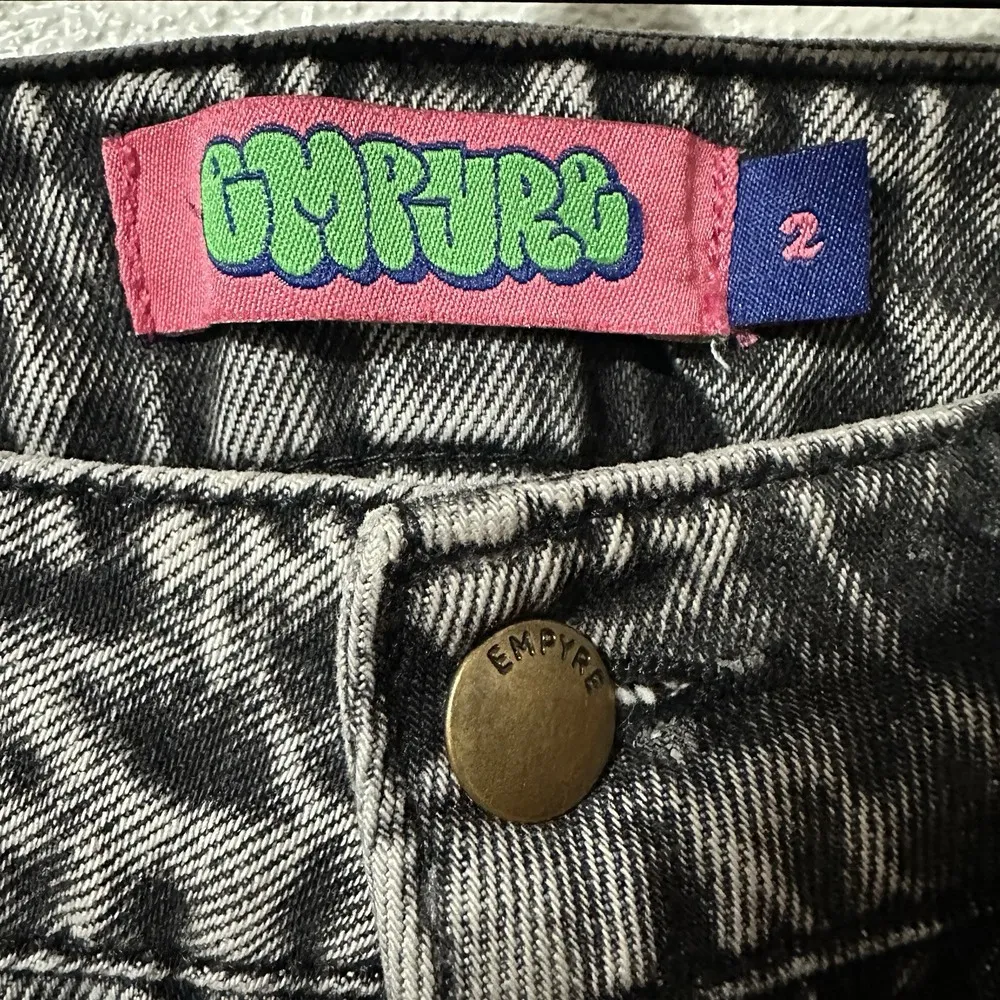 EMPYRE Tori Jeans Women's 2 Black Gray High Rise Baggy Straight Leg Skater Denim - Image 5