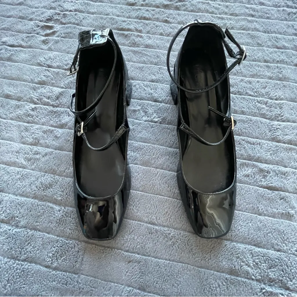 Mary Jane’s Black Size 9.5 - Image 4