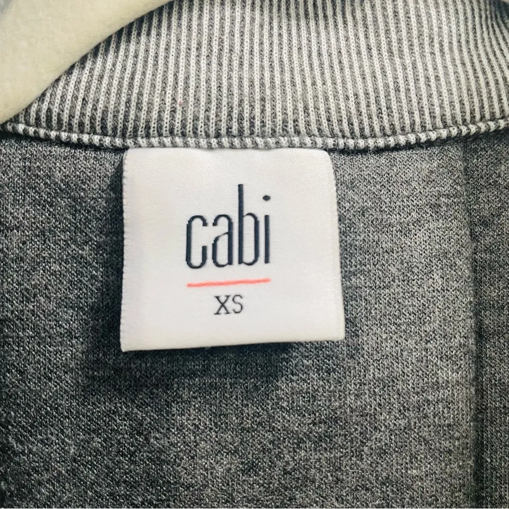 Cabi Grey White Stripe Back Zipper High Low Blazer Jacket Size XS - Image 4