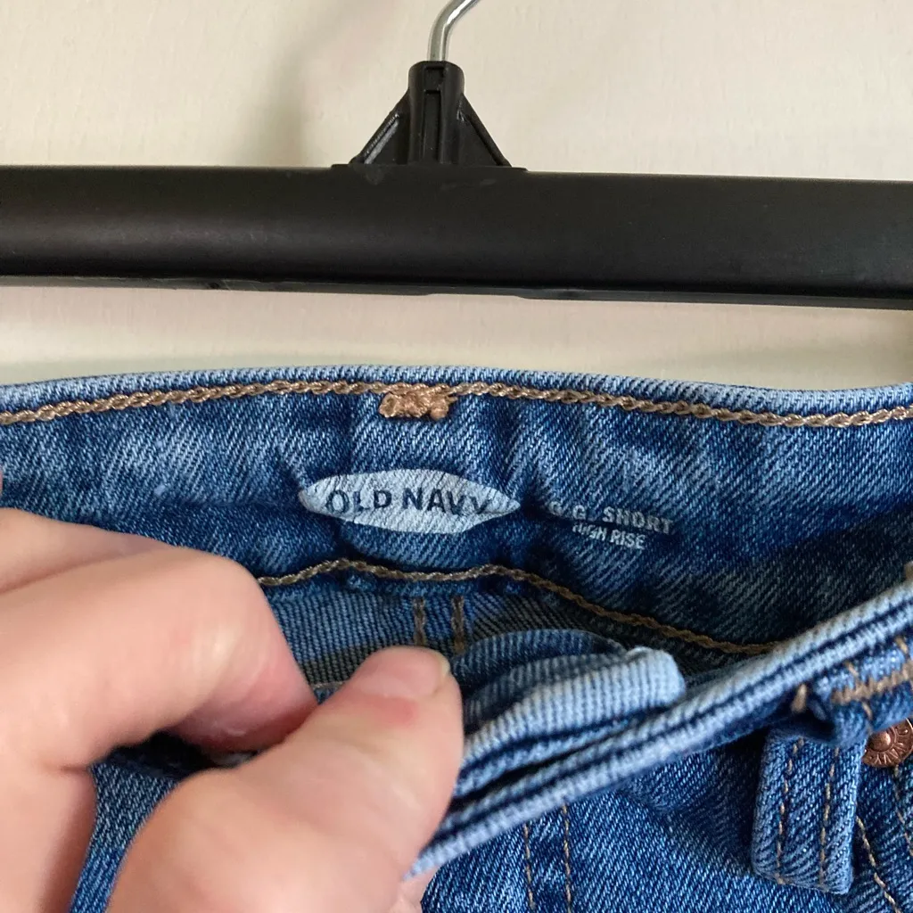 🌞Old Navy O.G. Short High Rise Distressed Ripped Denim Shorts - Image 2