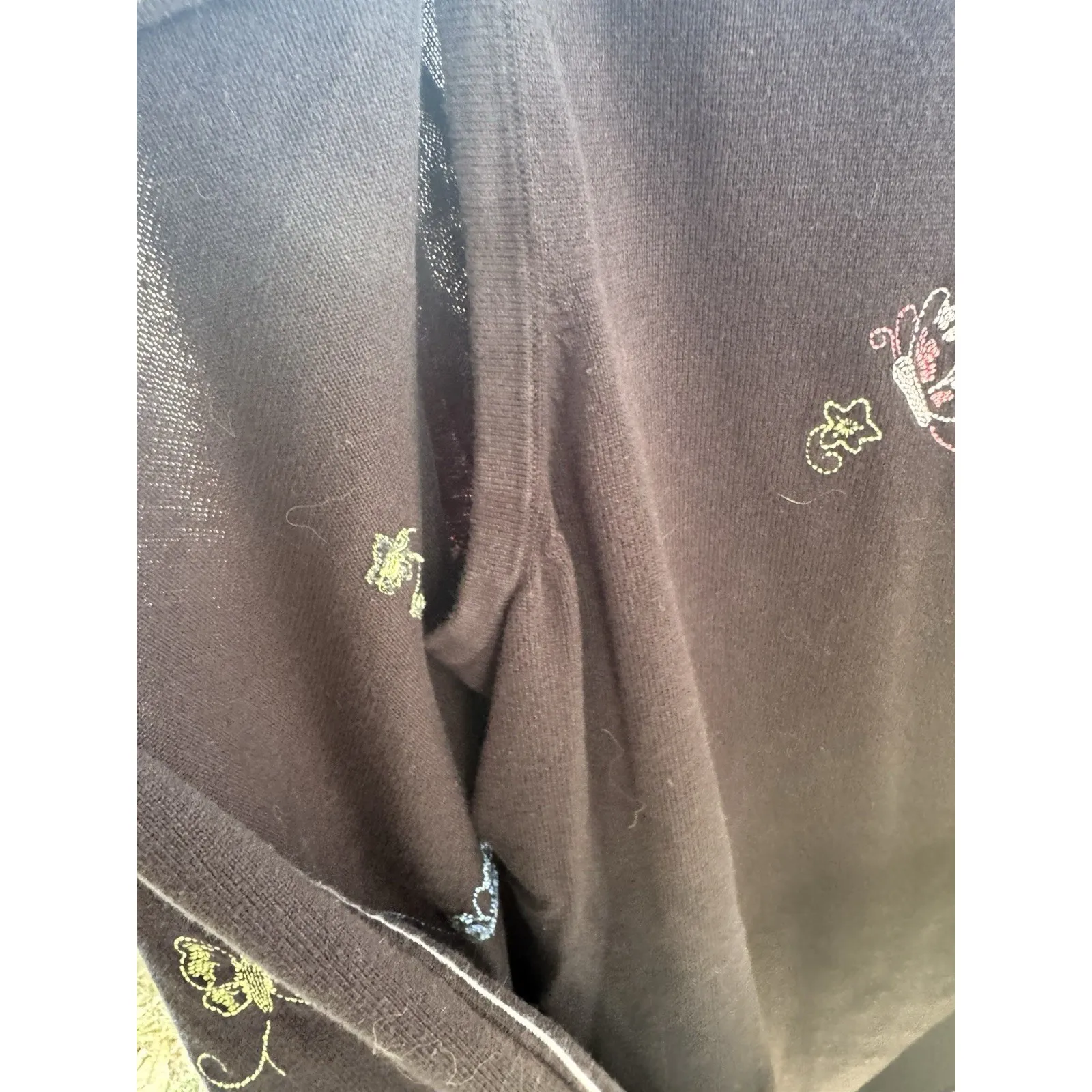 VNTG CJ Banks Women's Embroidered Tank And Cardigans Set. Size 1X In Black - Image 7