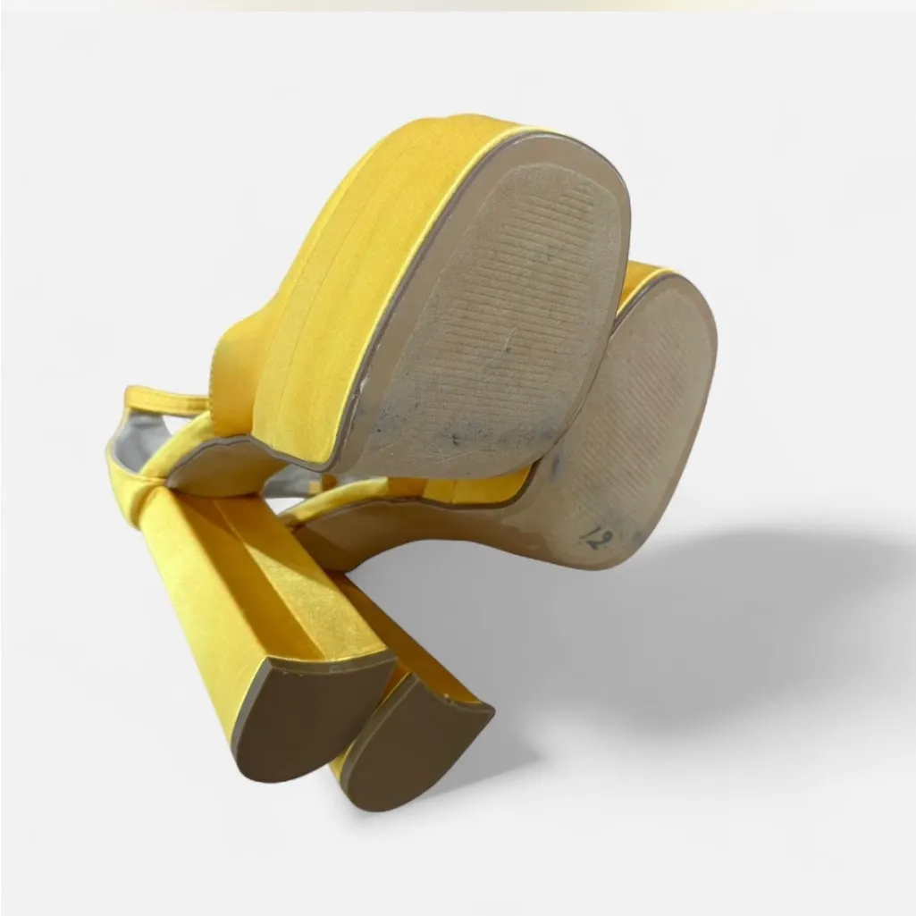 Lemonade yellow platforms Size 7 - Image 9