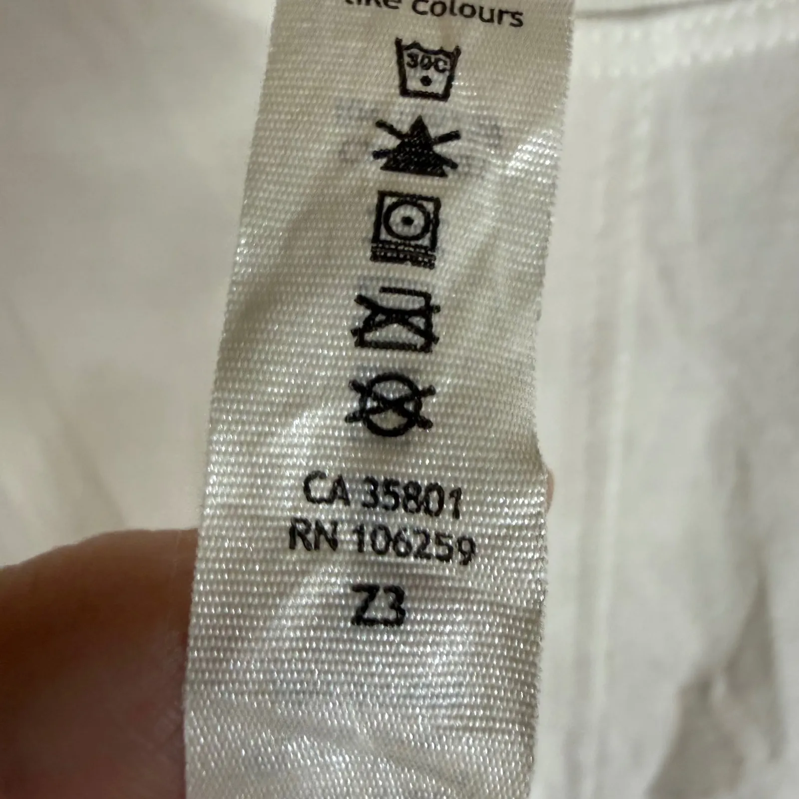 Lululemon Knot Going to Fly White Tie Front Cropped T Shirt Size 8 Activewear - Image 3