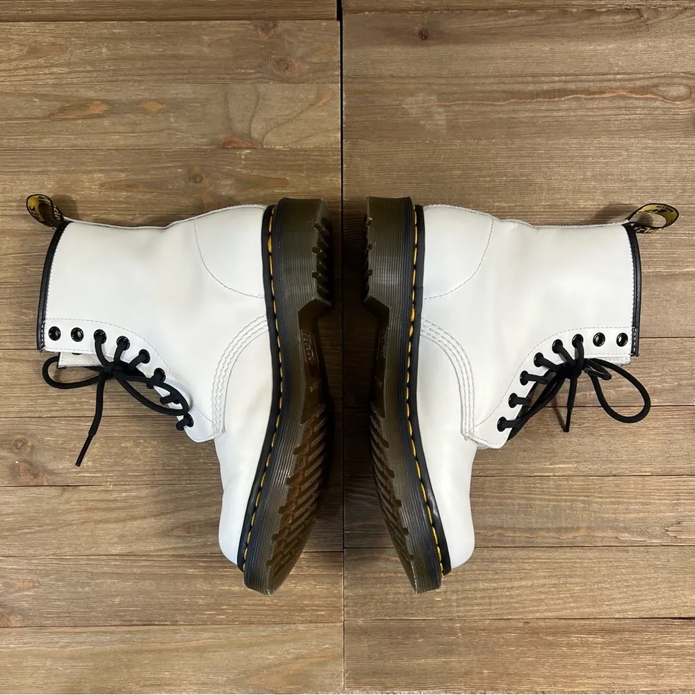 Dr. Martens 1460 Smooth Leather Lace Up Boots - Image 4