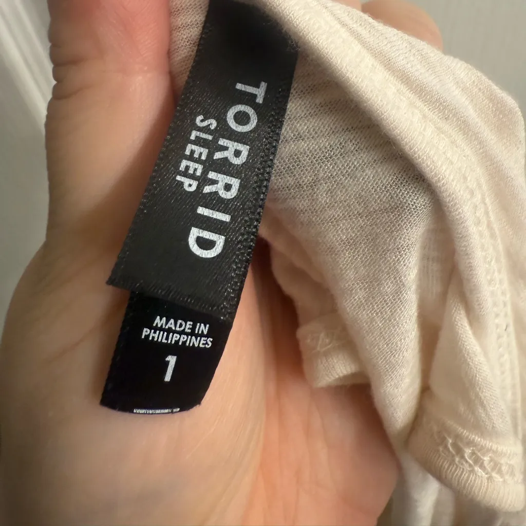 Torrid Slub Cream Christmas 'Merry Cocktail' Graphic Sleep Tank Top - size 1 - Image 5