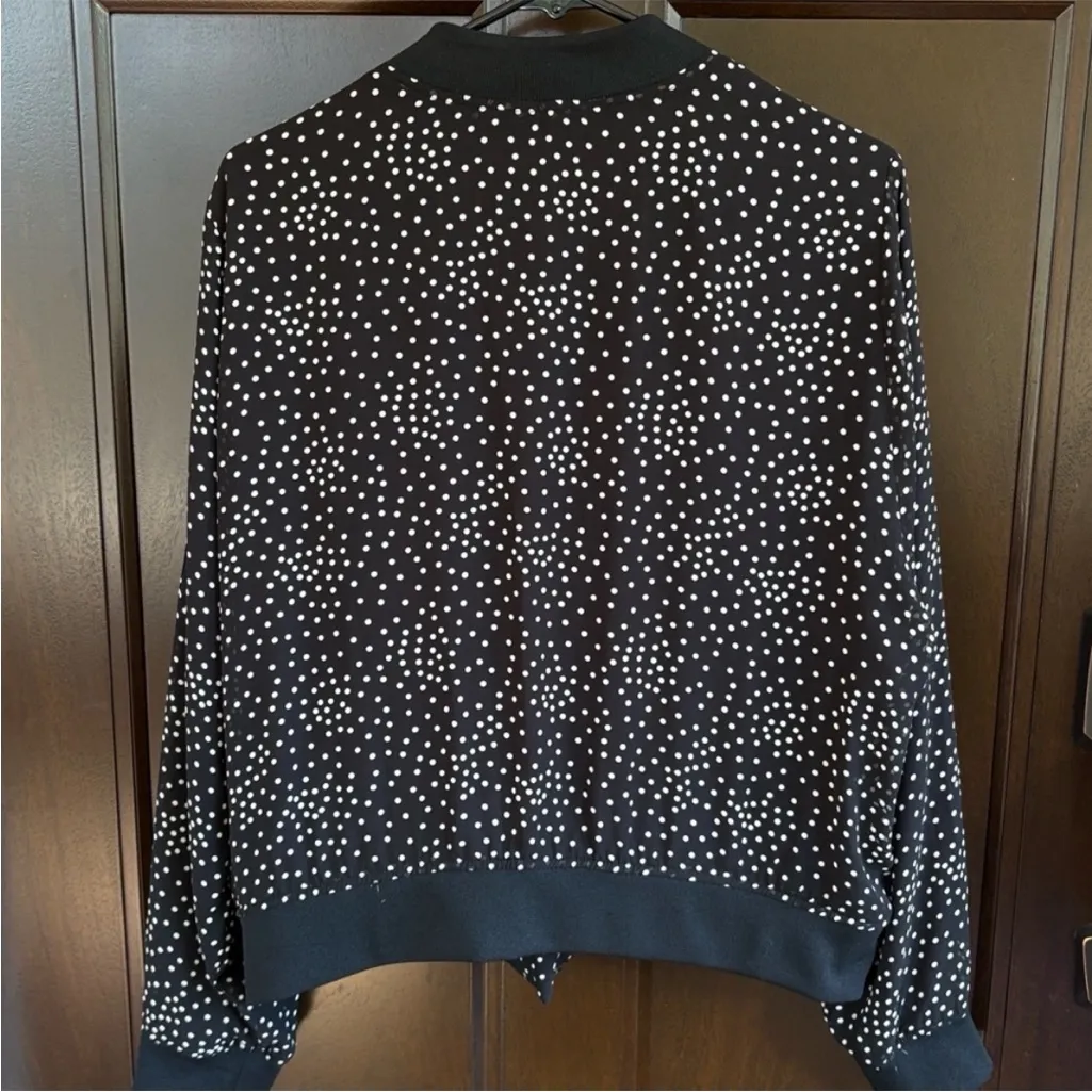 Torrid NWT  Black White Polka Dot Chiffon
Bomber Jacket Top Size 1X - Image 9