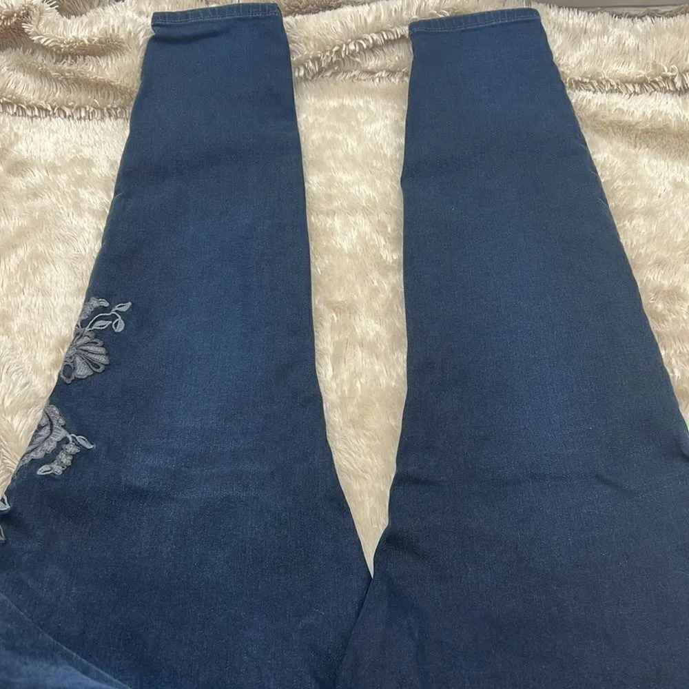 Kut from the Kloth Donna ankle skinny size 12 embroidered jeans - Image 5