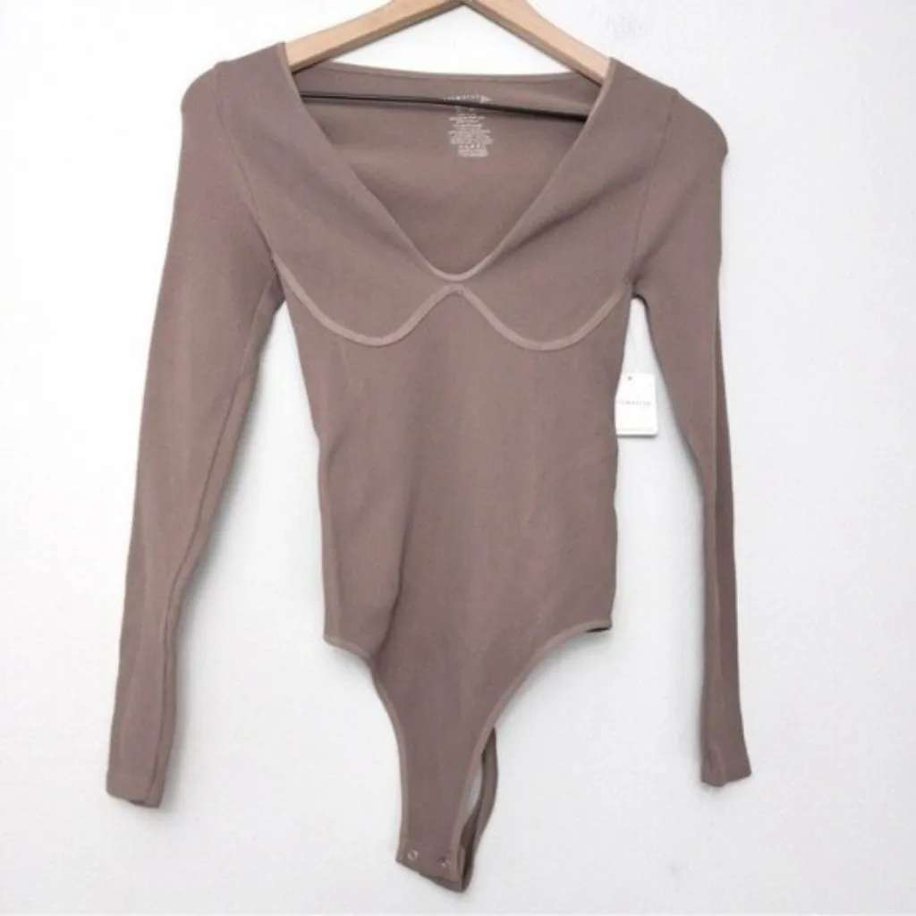 NWT Free People Meg Seamless Vneck Long Sleeve Bodysuit M/L Ash Brown Ribbed - Image 3