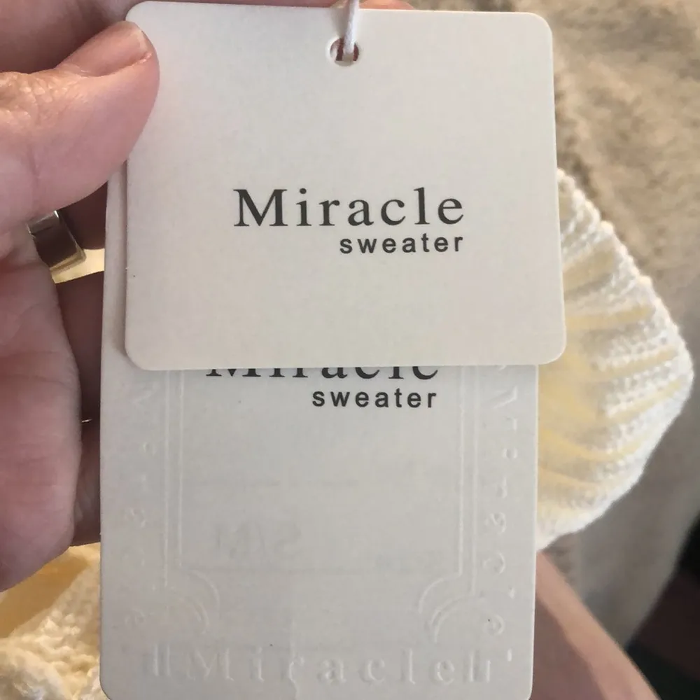 NWT Miracle Sweater, size S/M - Image 7