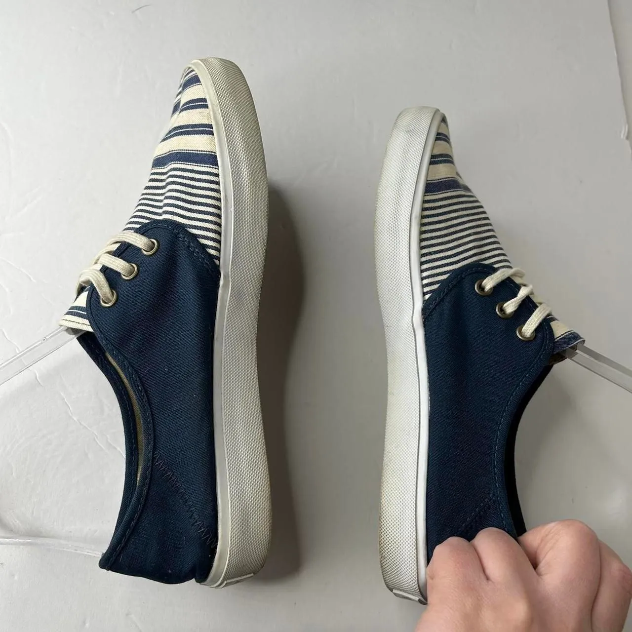 Vans Women's Navy and white Vans striped canvas shoes slip on 7.5 - Image 5