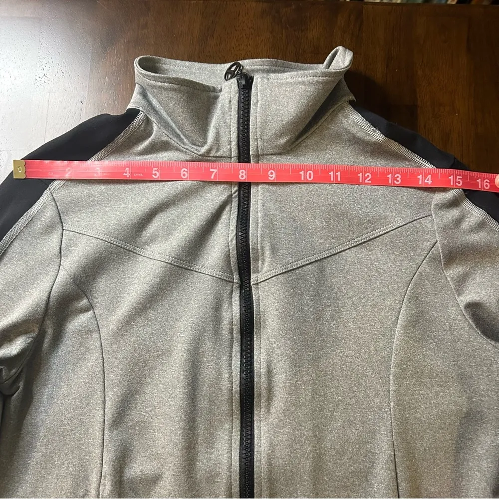 NWT TRINA TURK RECREATION Gray Jacket with Striped Sleeves Women’s Small - Image 15