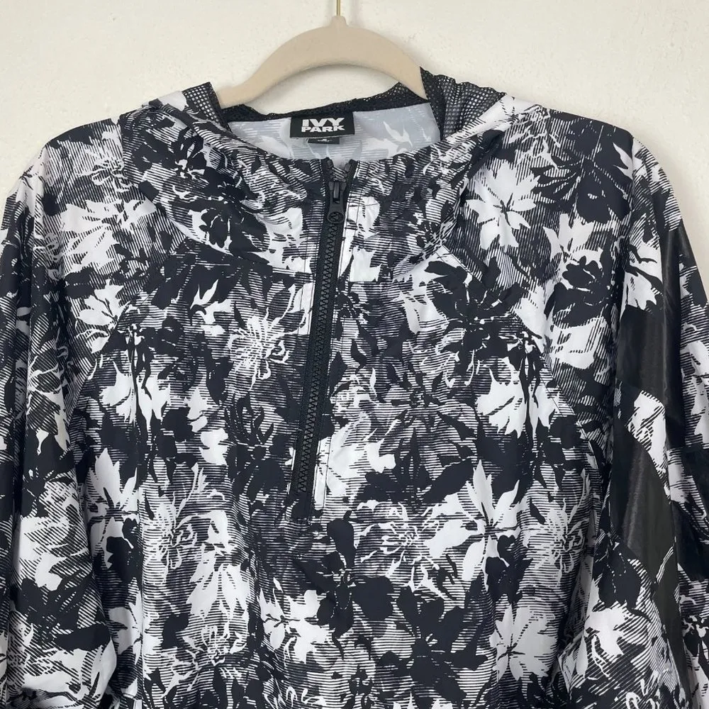 Ivy Park Womans S Black and White Floral Long Sleeve Hooded Windbreaker Pullover - Image 9